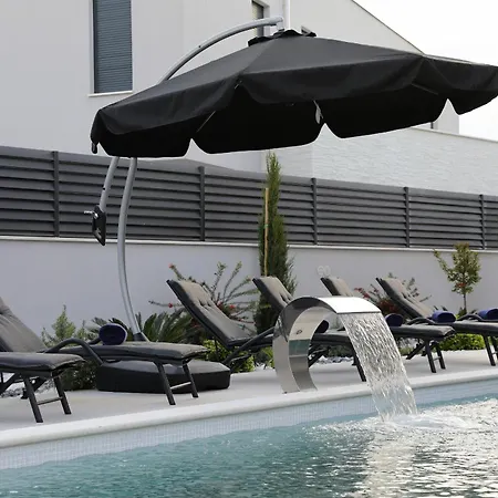 Vila Luxury 034 With Heated Pool Zaton (Zadar)