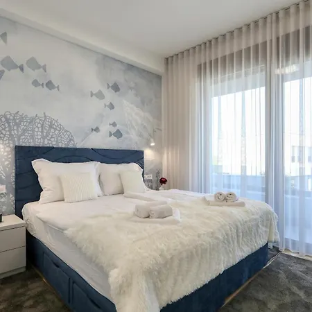 Vila Luxury 034 With Heated Pool
