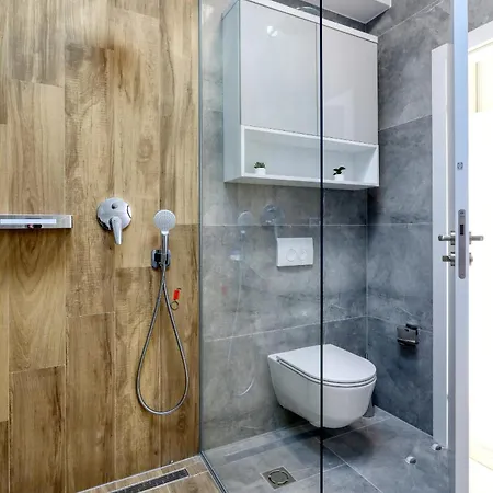 Vila Luxury 034 With Heated Pool *