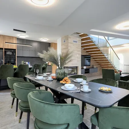 Vila Luxury 034 With Heated Pool *