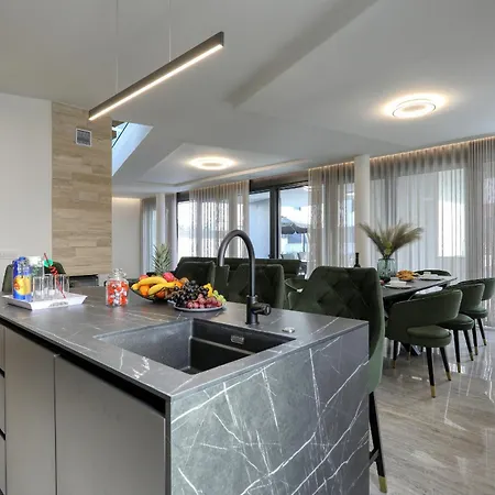 Vila Luxury 034 With Heated Pool Zaton (Zadar)